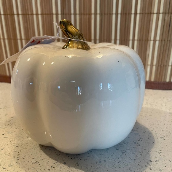 Martha Stewart White "Fall Sweet Fall" with Leaves Ceramic Pumpkin Decor - Picture 4 of 7